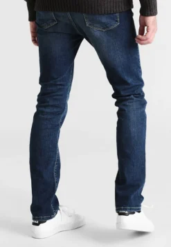 Pier One Jeans Straight Leg - Washed Dark Blue 8 Pier One Jeans Straight Leg - Washed Dark Blue -Pier One 19f71c5aa23e4aee8fbafd64cafceb95