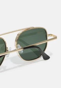 Pier One Sonnenbrille - Green 8 Pier One Sonnenbrille - Green -Pier One 22553ee9e2144325aaebbe36d18f33b6