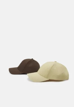 Pier One UNISEX 2 PACK - Cap - Khaki/sand -Pier One 29a9b48eb8204893a4e84f1fa027eb44