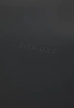 Pier One UNISEX - Weekender - Black 10 Pier One UNISEX - Weekender - Black -Pier One 39fdb5f7c20b4ea7b31fc65b27656f6d