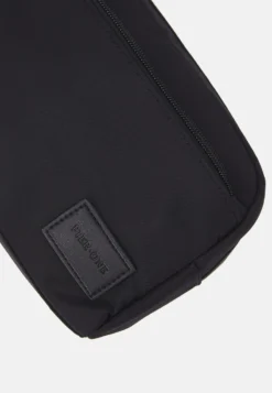 Pier One UNISEX - Kosmetiktasche - Black 9 Pier One UNISEX - Kosmetiktasche - Black -Pier One 5ecd591da0554c28a37b88635d752b7a