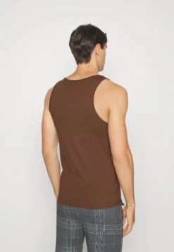 Pier One 3PCK SKIN TONE RIB VEST - Unterhemd/-shirt - Brown -Pier One 61977ddd0362474c88ba6c1c78453562