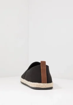 Pier One RENA ESPADRILLE UNISEX - Espadrille - Black 11 Pier One RENA ESPADRILLE UNISEX - Espadrille - Black -Pier One 7feacd16e0f641c0a3bc1ce06bef0121