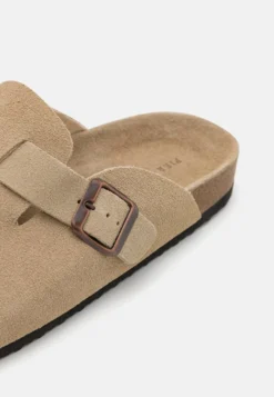 Pier One LEATHER UNISEX - Clogs - Beige -Pier One 9441d91098484a458d337de47de41e02