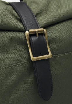 Pier One UNISEX - Tagesrucksack - Green -Pier One 9ebbe8a8f5f5407fbd44fed8f3b717d7