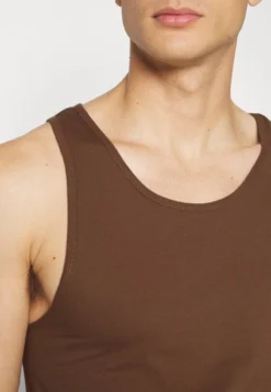 Pier One 3PCK SKIN TONE RIB VEST - Unterhemd/-shirt - Brown -Pier One 9f31fc2f68bd4a4785af045b430b1d83