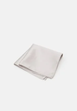 Pier One SET - Sonstige Accessoires - Silver -Pier One ac188c39a46c41b28b7968f88d050584