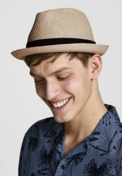 Pier One Hut - Tan -Pier One cb4255b16e594c0b91f504a0a6e852fa