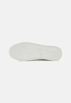 Pier One Sneaker Low - White 10 Pier One Sneaker Low - White -Pier One e044cfd41da243b1a07d9dda9be2b039